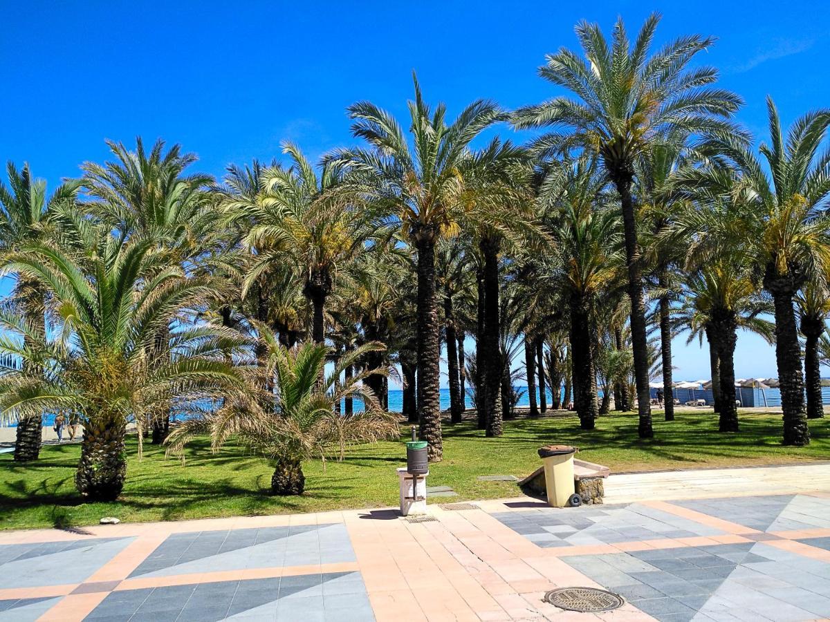 Bonito Apartamento En Playa De La Carihuela 토레몰리노스 외부 사진