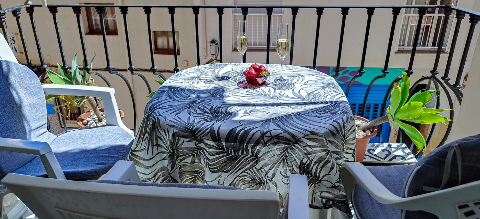 Bonito Apartamento En Playa De La Carihuela 토레몰리노스 외부 사진